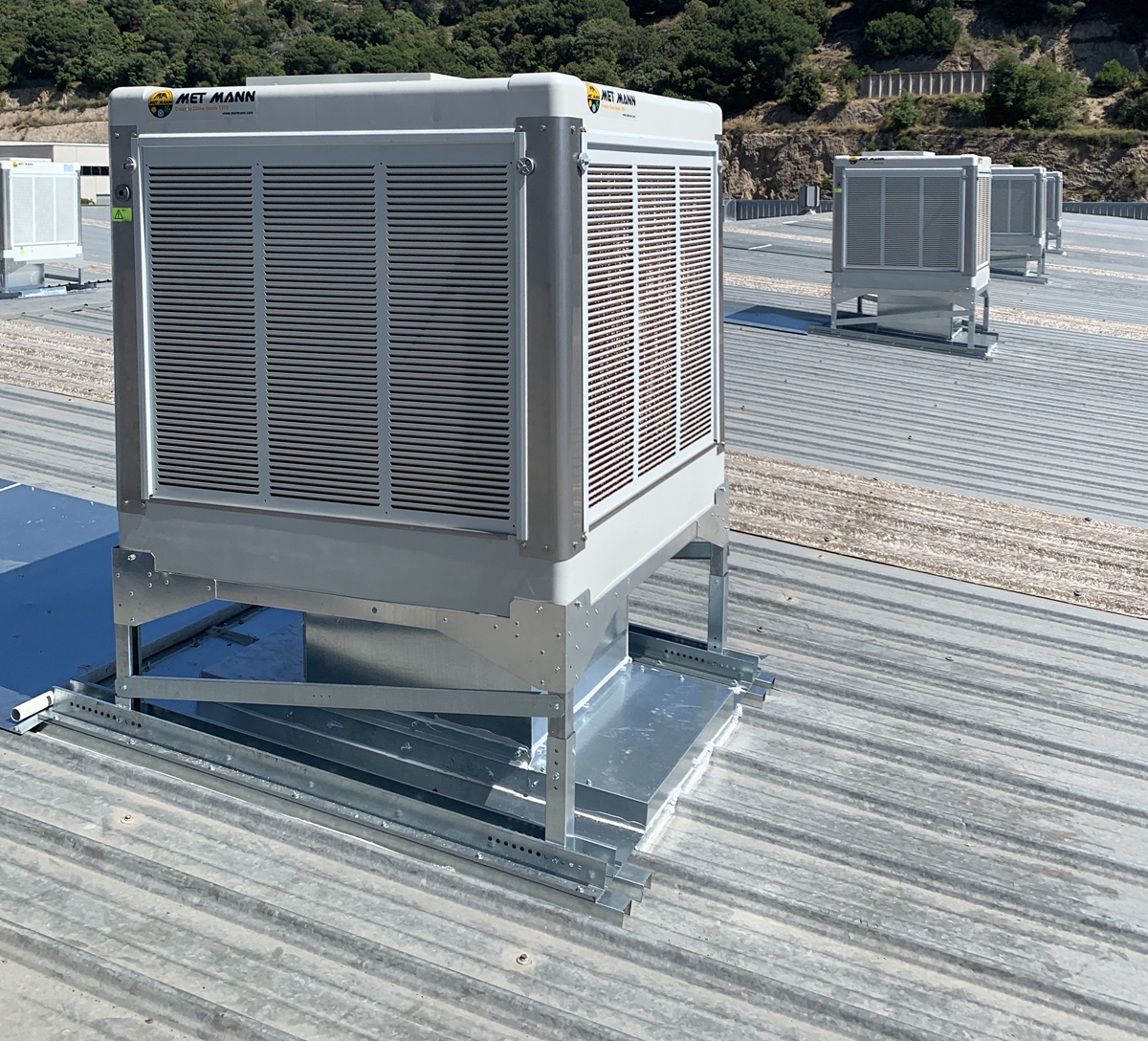 adiabatic air conditioning in industrial buildings